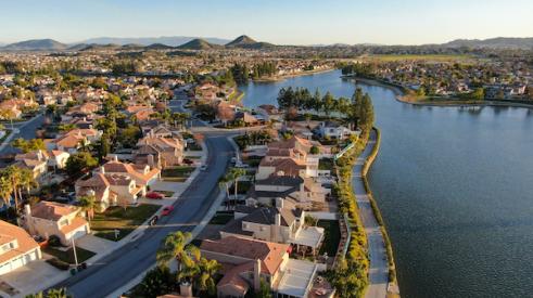 aerial view of California homes on waterway