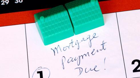 Mortgage payment reminder on calendar
