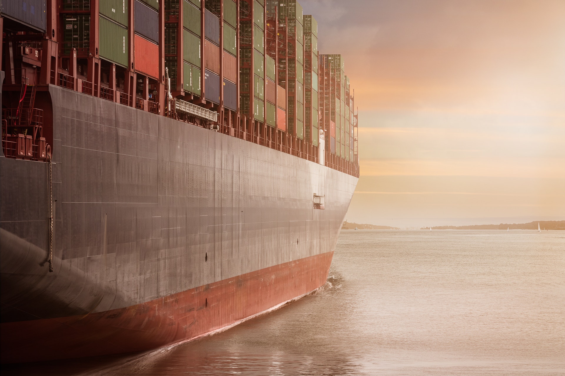 Pexels Pixabay boat shipping supply, building material shortage