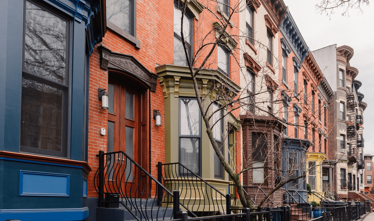 Rowhouses in Brooklyn, NY, a housing market at risk of decline in Q4 2023