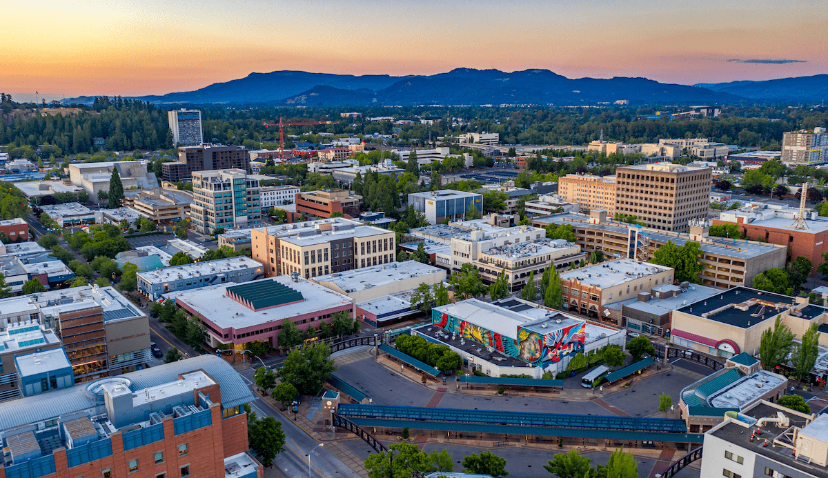 Eugene, Oregon, aerial view at dawn