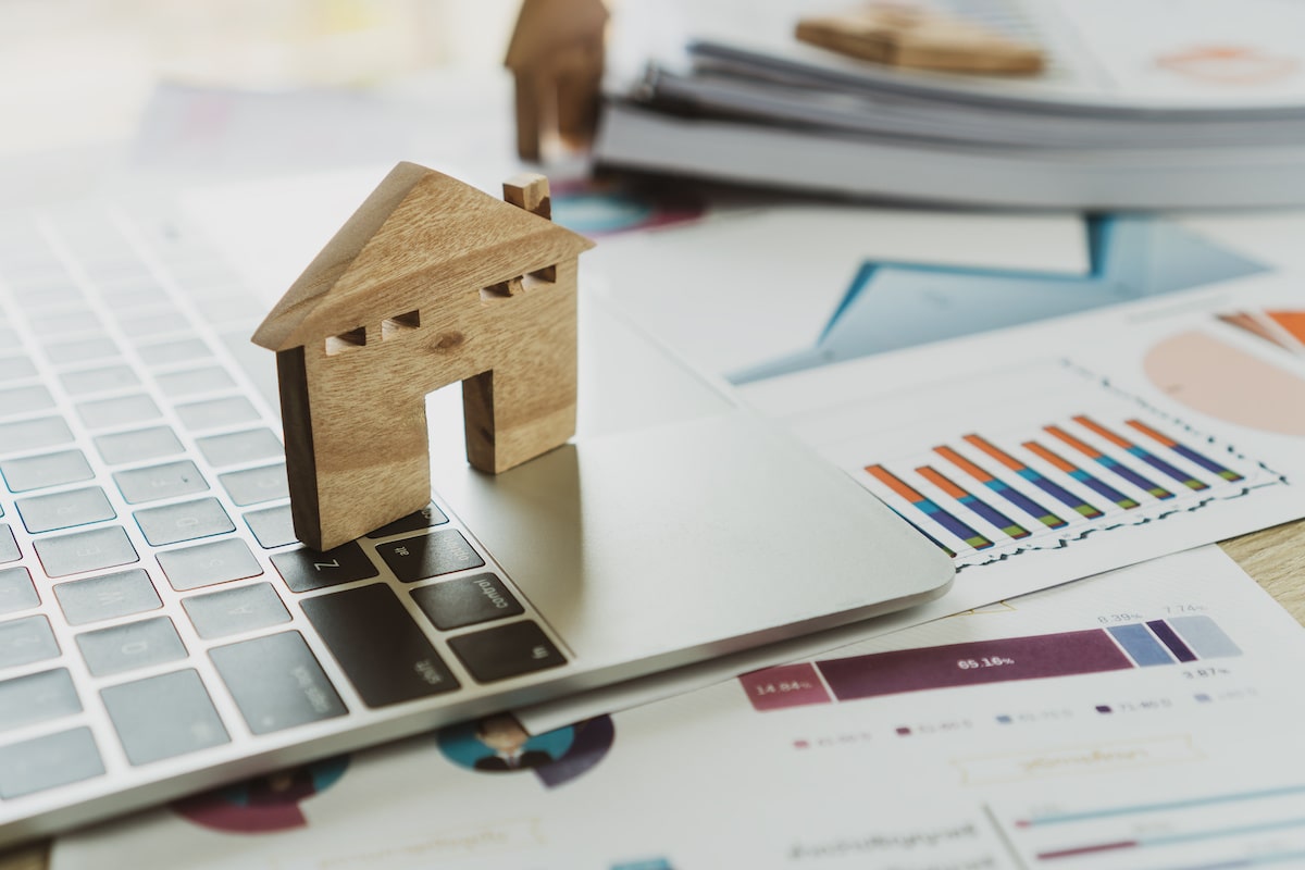 House model on housing report