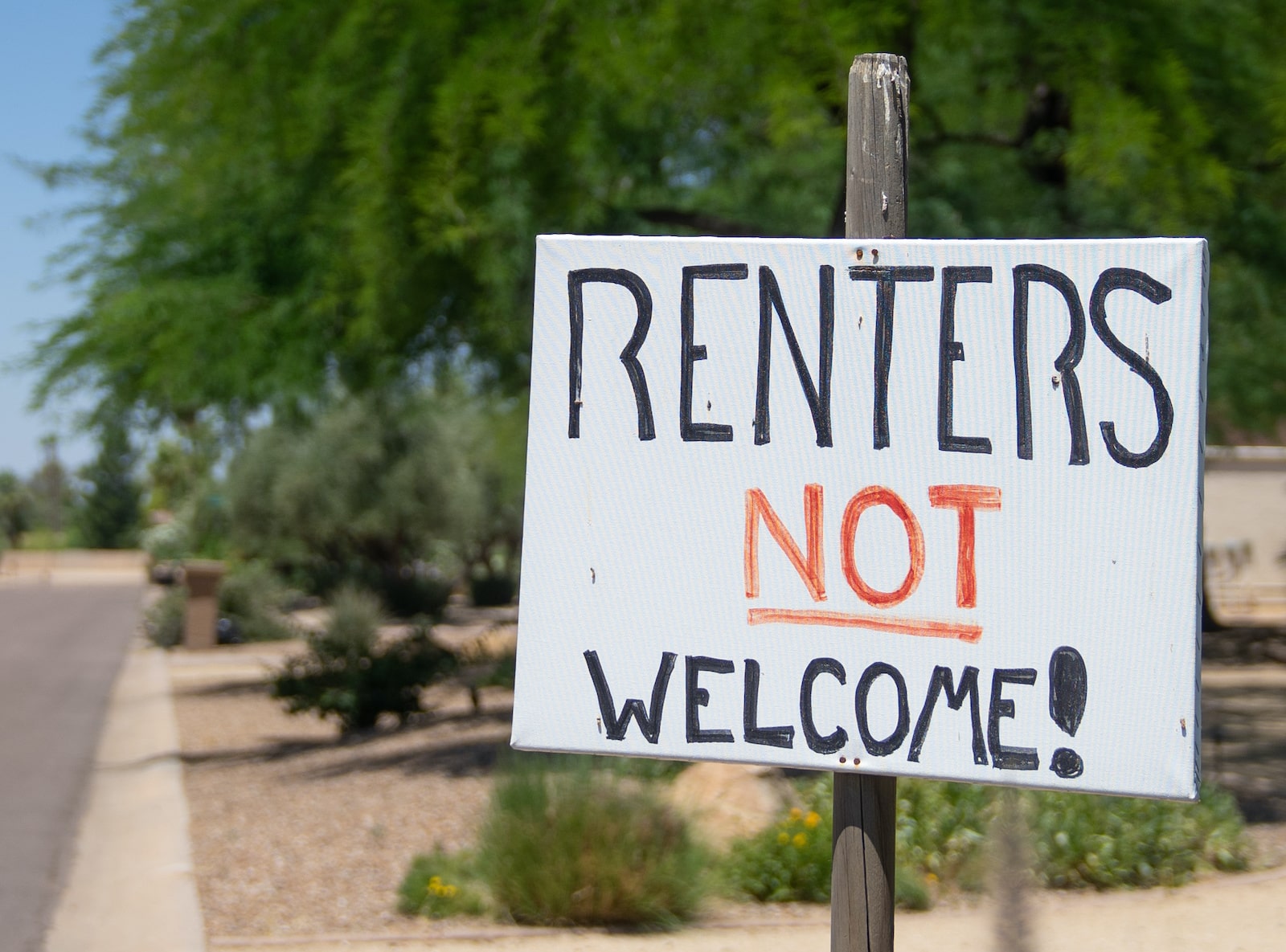 No renters sign