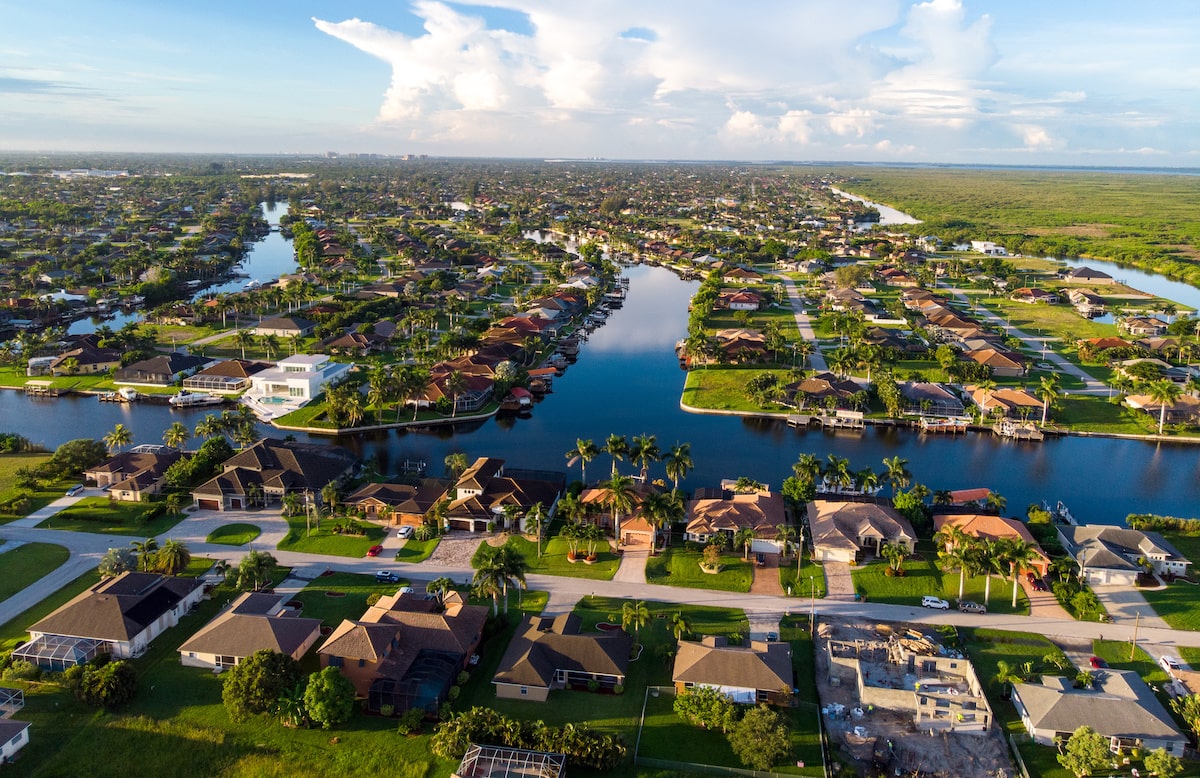 Residential homes surrounded by water in Cape Coral, Florida