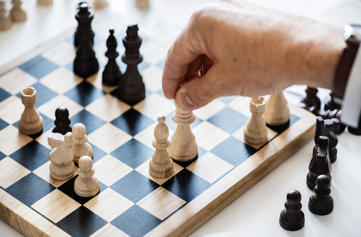 competitive strategy for home builders is like a game of chess
