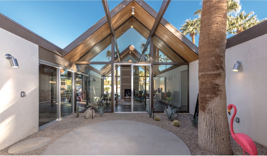 KUD Properties' Eichler-inspired home exterior courtyard