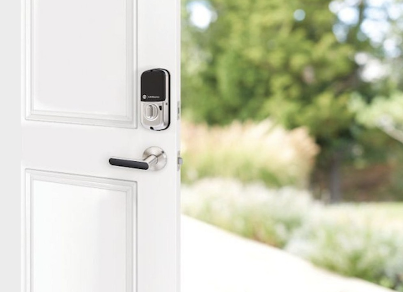 Yale Home and LiftMaster teamed up for the Touchscreen Deadbolt smart home lock