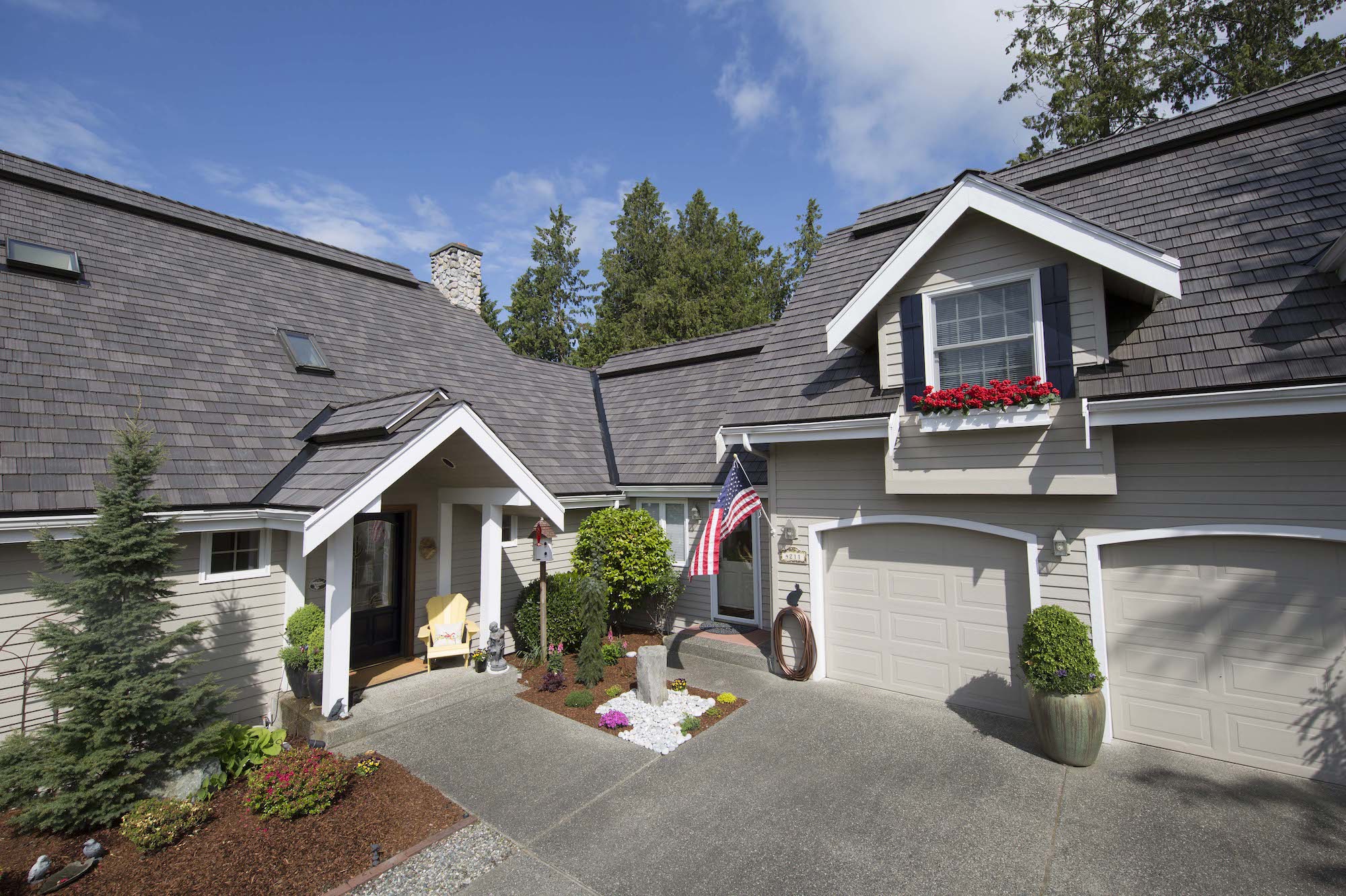 Composite Roofing Image