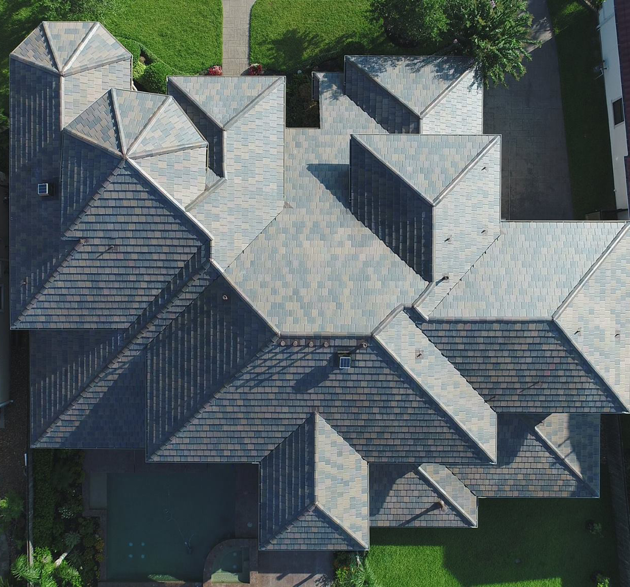 Birds-eye view of Texas home roof