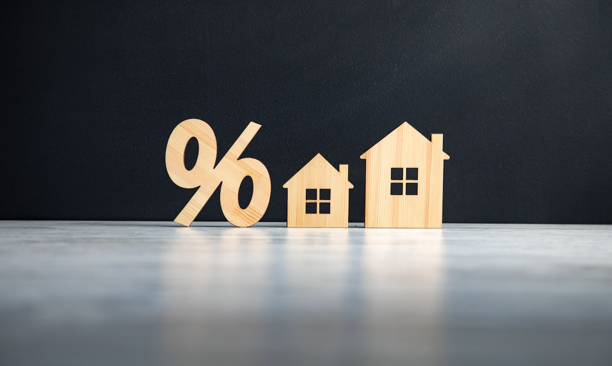 High Mortgage Rates Are Keeping Home Sellers at Bay, but for How Much Longer? thumbnail