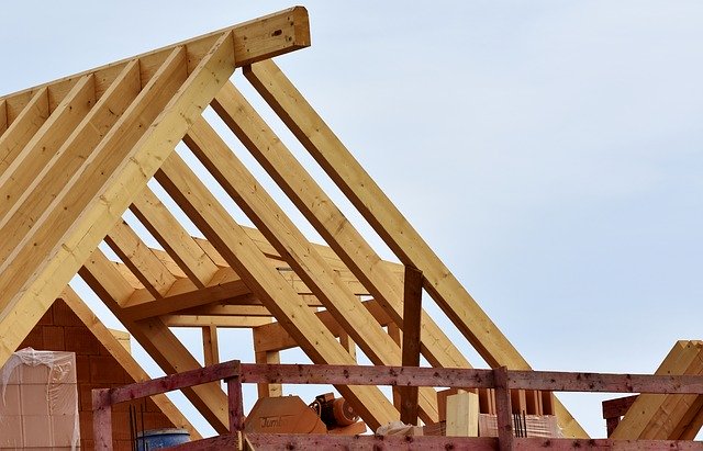 Roof-framing-with-ridge-board