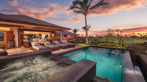 Best in American Living Awards winner The Residences at Laule’a infinity edge pool and outdoor living space