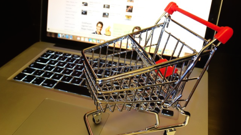 Image of digital shopping cart--the increasingly popular way for builders to buy products online.