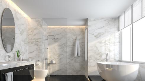 Luxury bathroom sporting large tile slabs is on trend