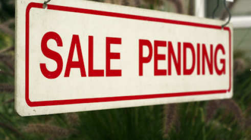 NAR: Pending home sales up 2% in February