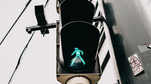 Walk sign traffic light